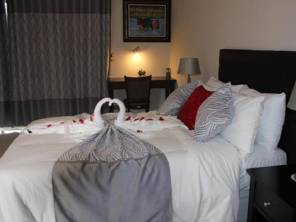 Juda Haus Lodge Katima Mulilo ภายนอก รูปภาพ